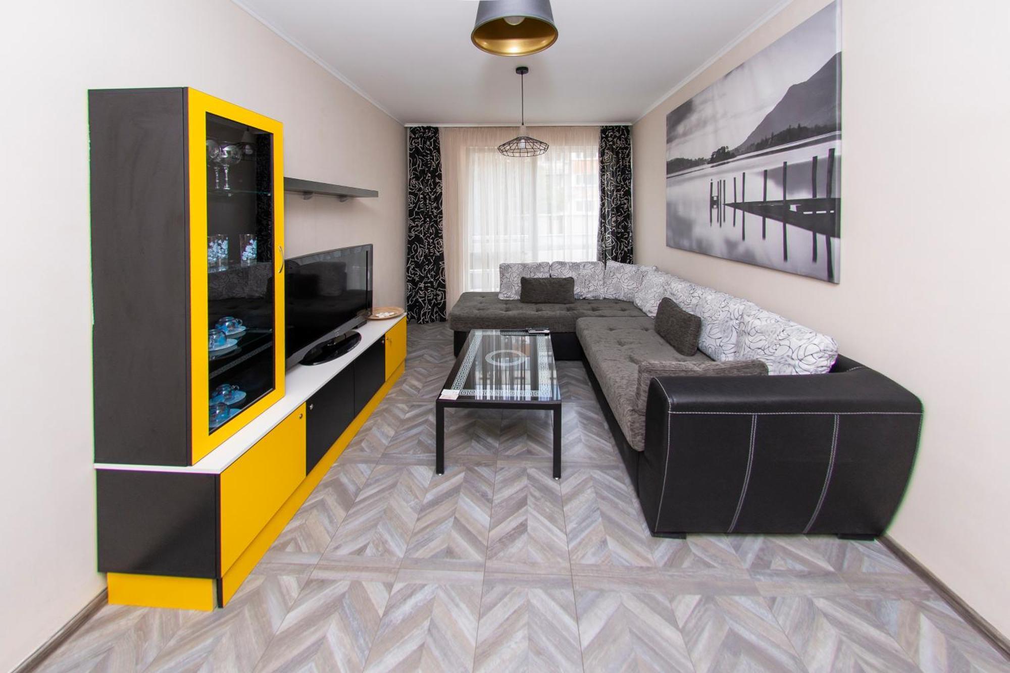 The Yellow Appartment Sofia Buitenkant foto